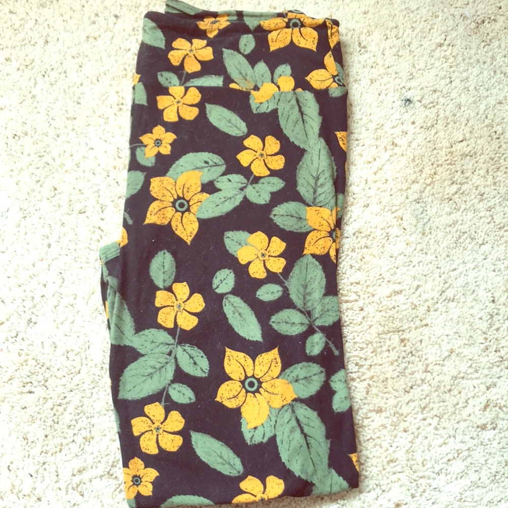 LuLaRoe tall & curvy leggings
